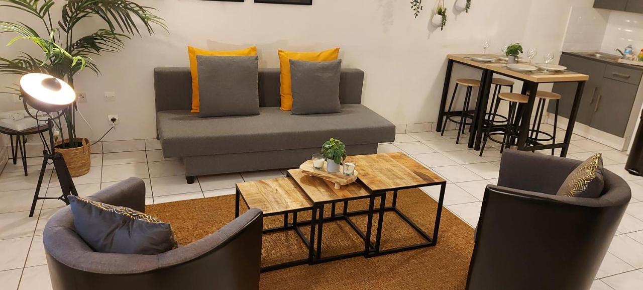 L'escale : Duplex 4 Pers. Asterix, Aeroport Roissy Cdg, Paris *