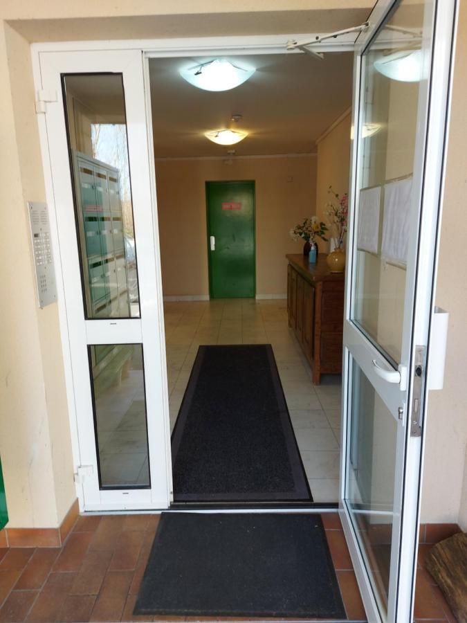 L'escale : Duplex 4 Pers. Asterix, Aeroport Roissy Cdg, Paris Apartment *